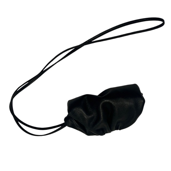 Bottega Veneta Black Mini Wristlet Clutch Coin Purse Italy Leather 2 in by 6 in - Picture 1 of 4